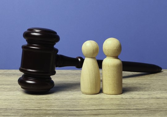 동거 상황에서 아파트를 구매할 때: 등록되지 않은 동거자의 권리, 위험 및 법적 분쟁