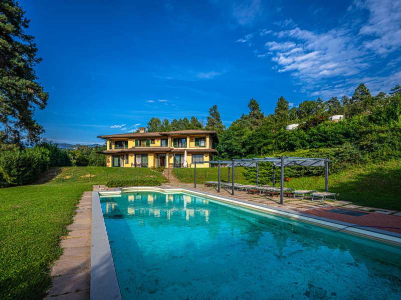 Кастельнуово-디-Гарфаньяна, 빌라 500 m²