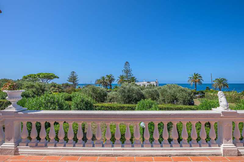 Уникальная вилла в Санта-Маринелле
산타마리넬라의 독특한 빌라