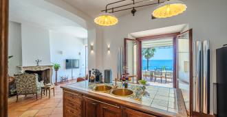 Санта-Маринелла, 로마의 바다 근처에 위치한 역사적인 독점 빌라.