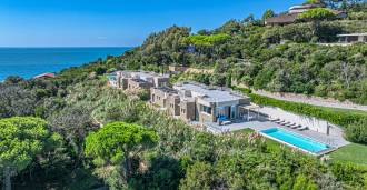 Современная вилла с бассейном в Пунта-Ала, аренда
현대적인 빌라, 푼타 알라에서 수영장이 있는 빌라 임대